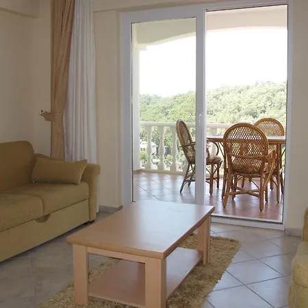 Thera Homes 20 Олудениз